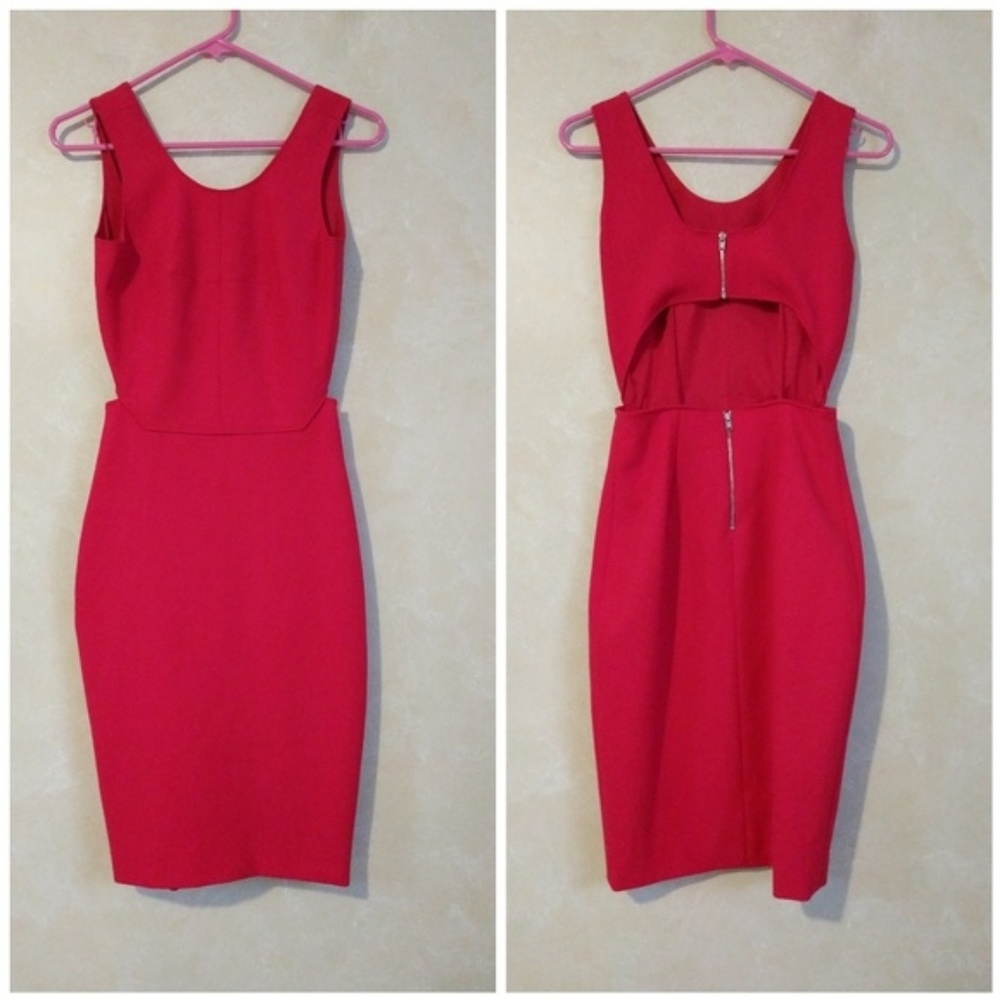 Elizabeth & James Emmy Dress Cardinal Red Cutout - Picture 5 of 5
